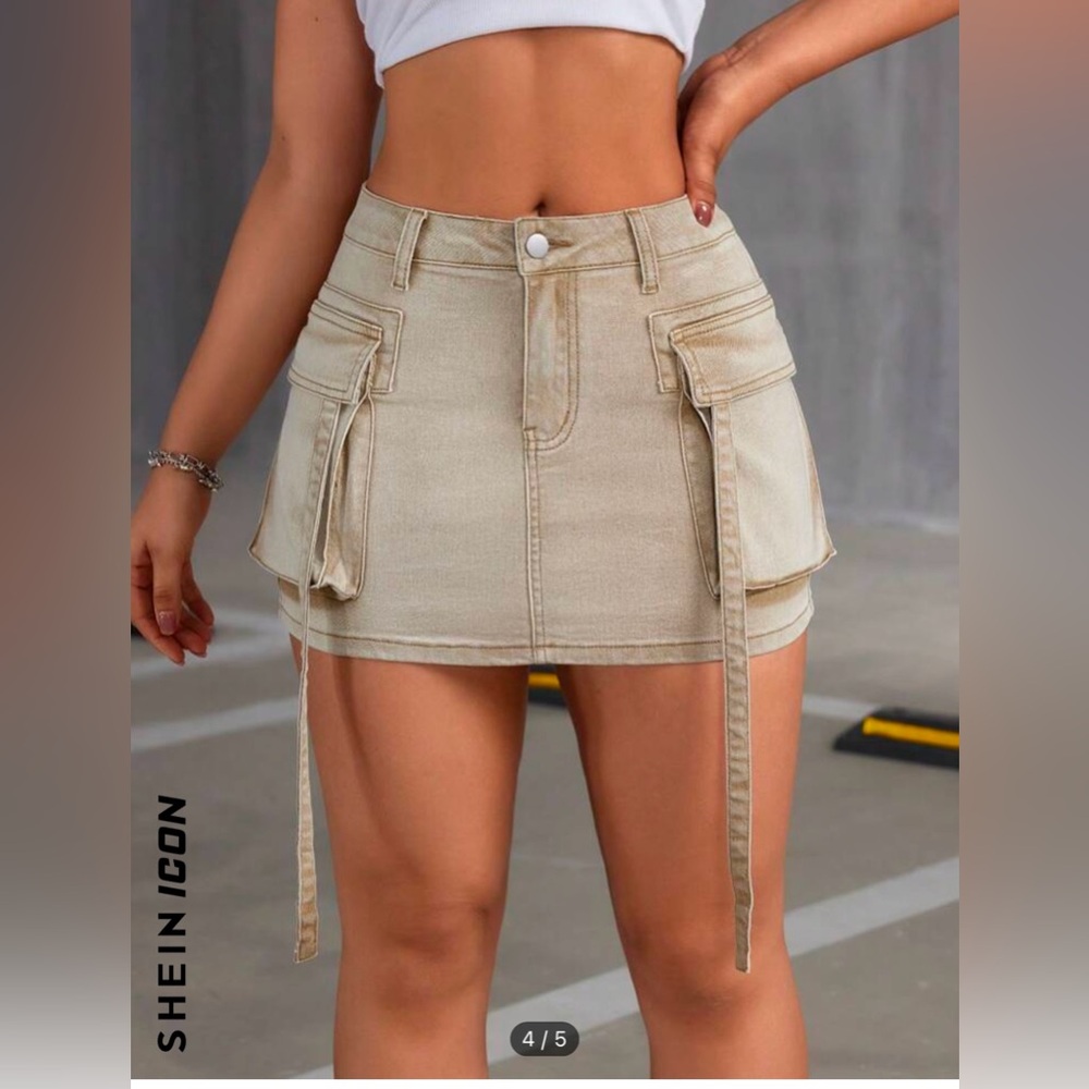SHEIN vintage style utility denim skirt - Small